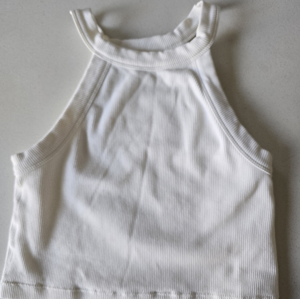 Girls white crop top tank